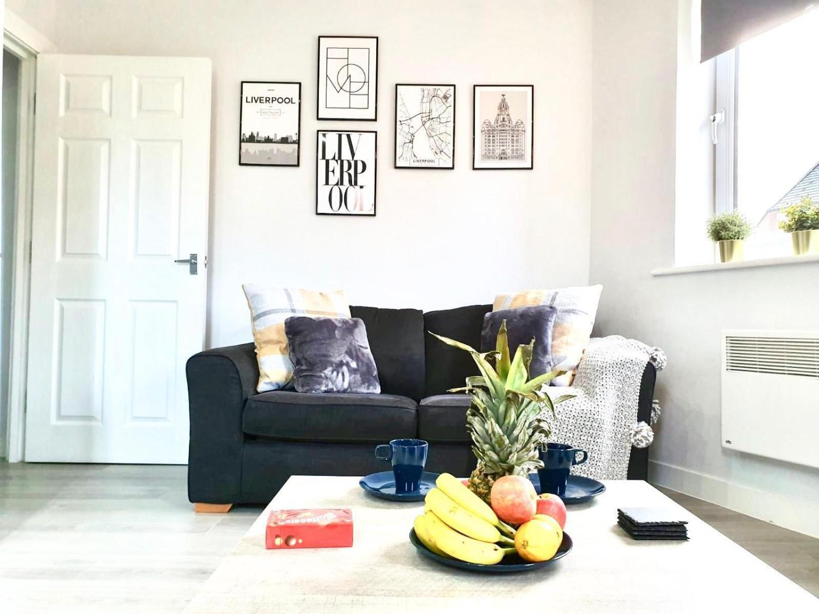 Opp Liverpool - Perfect For Contractors And Travellers, Big Savings Booking 4 Nights Or More! Apartment Room photo